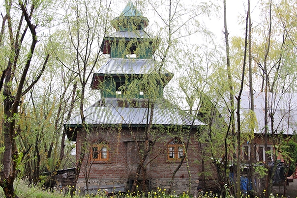 Time to Visit Kashmir, India