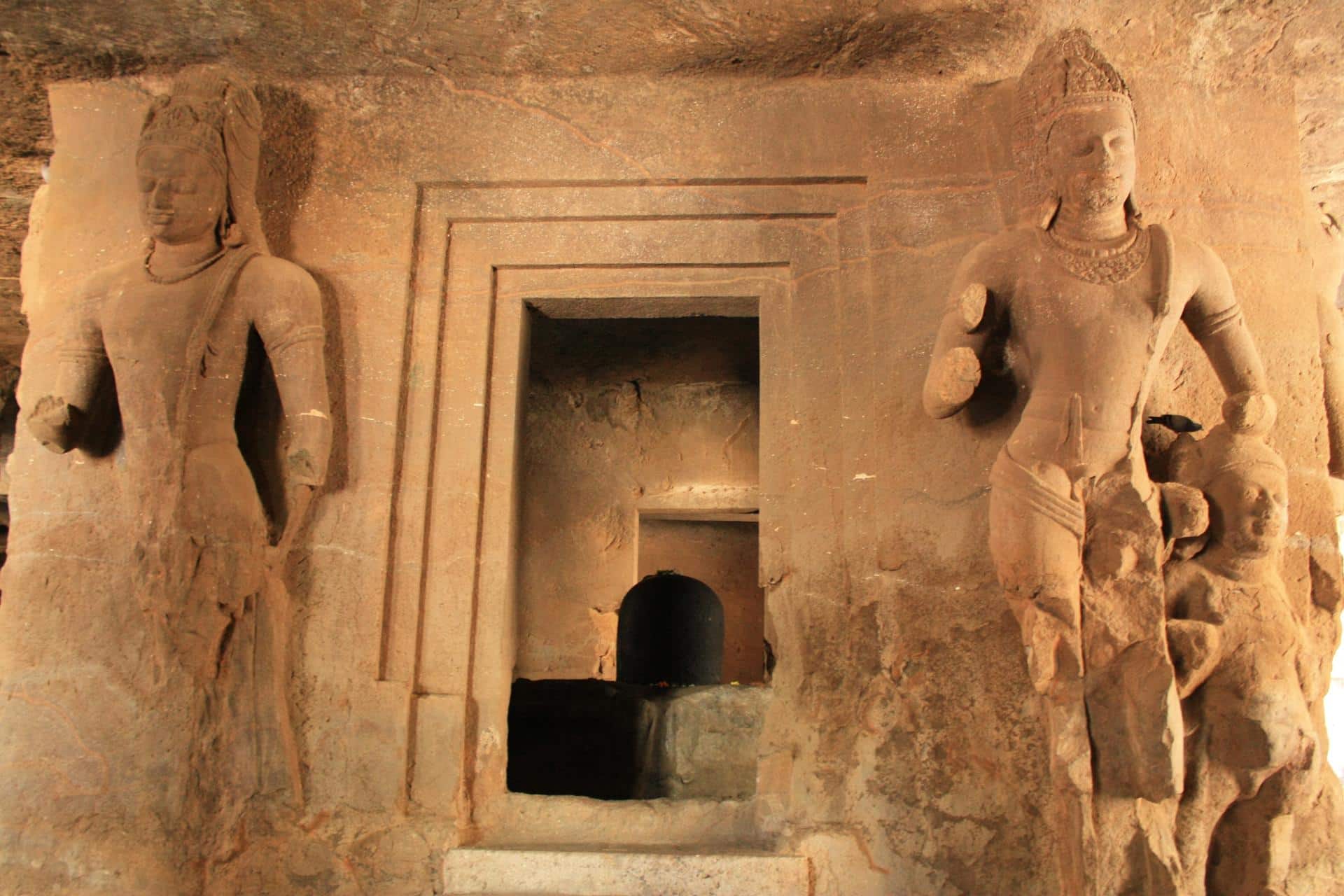 The temple caves of Elephanta